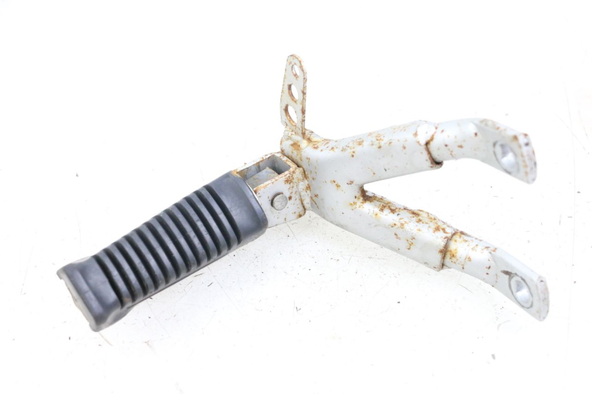 photo de REAR RIGHT FOOTREST BRACKET HYOSUNG XRX 125 (2000 - 2008) - Main view