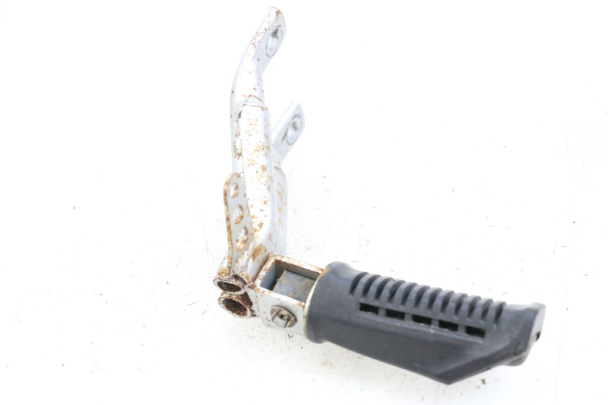 photo de REAR RIGHT FOOTREST BRACKET HYOSUNG XRX 125 (2000 - 2008) - Product overview