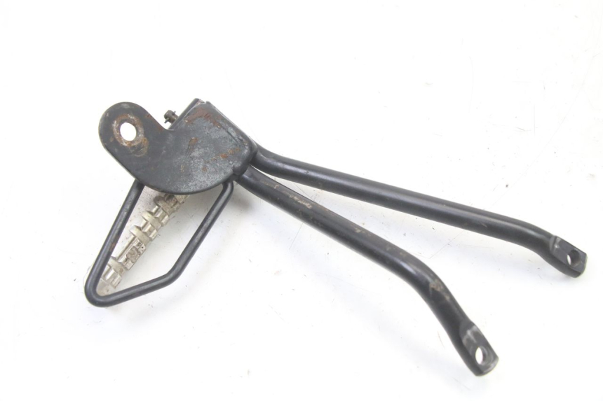 photo de REAR RIGHT FOOTREST MOUNT YAMAHA TZR 50 (2008 - 2016) - Surface and material condition