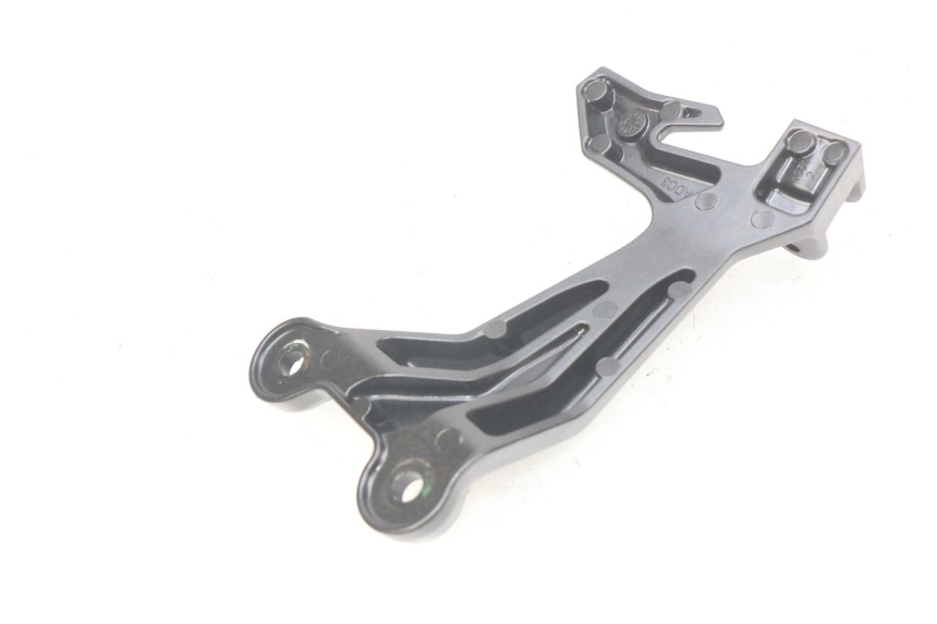 photo de REAR RIGHT FOOTREST BRACKET KAWASAKI Z 650 (2016 - 2019) - Component detail