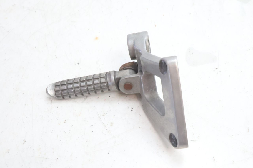 photo de REAR RIGHT FOOTREST MOUNT KAWASAKI ZZR 600 (1995 - 2004) - Component detail