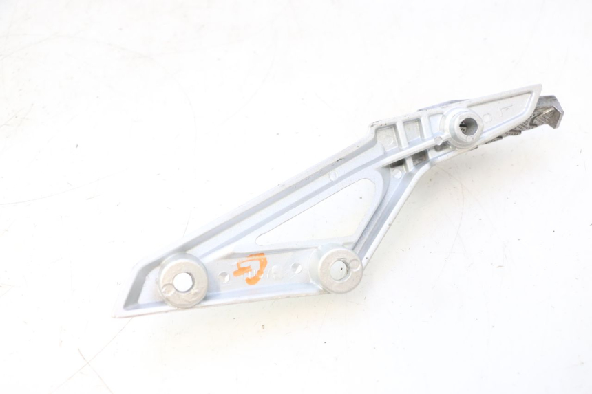 photo de REAR LEFT FOOTREST MOUNT MASH BIBOP 2.0 50 (2021 - 2026) - Technical close-up