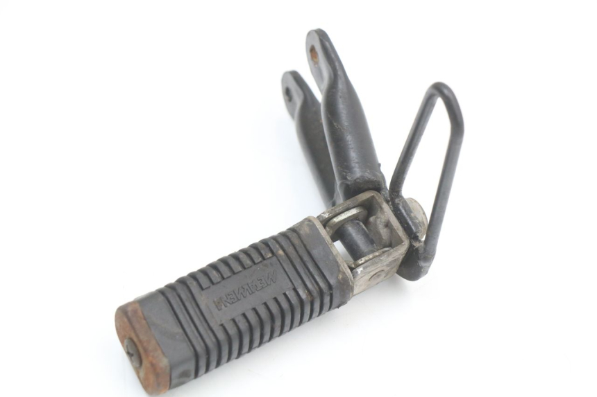 photo de REAR LEFT FOOTREST MOUNT SHERCO CITY CORP 125 (2003 - 2007) - Technical close-up