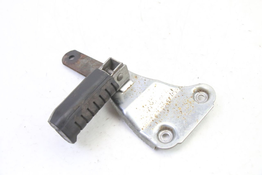 photo de REAR LEFT FOOTREST MOUNT APRILIA CLASSIC 125 (1995 - 2001) - Technical close-up
