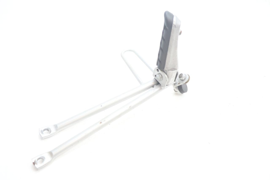 photo de REAR LEFT FOOTREST MOUNT HM HONDA CRM DERAPAGE RR 50 (2006 - 2017) - Zoom on usage condition
