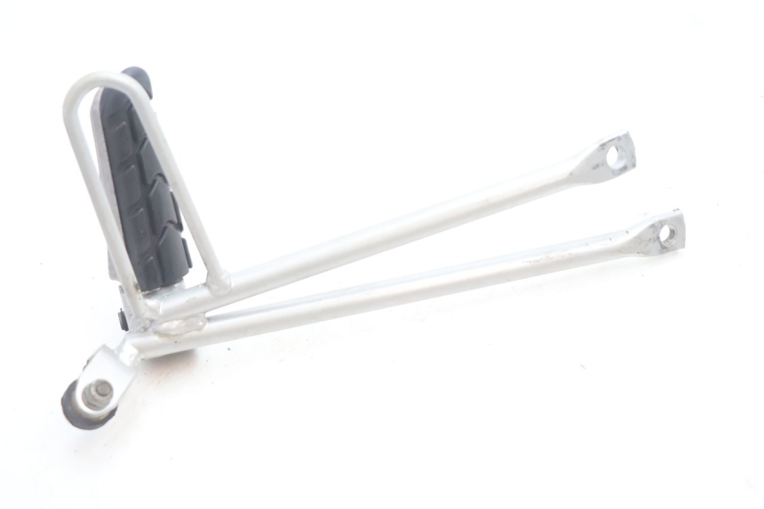 photo de REAR LEFT FOOTREST MOUNT HM HONDA CRM DERAPAGE RR 50 (2006 - 2017) - Fixing points details