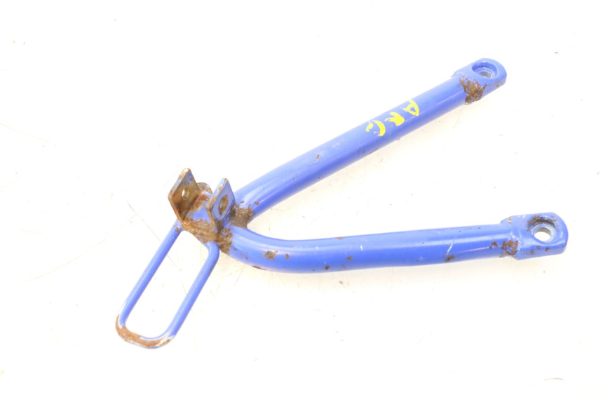 photo de REAR LEFT FOOTREST MOUNT SUZUKI DR S 600 (1985 - 1989) - Fixing points details