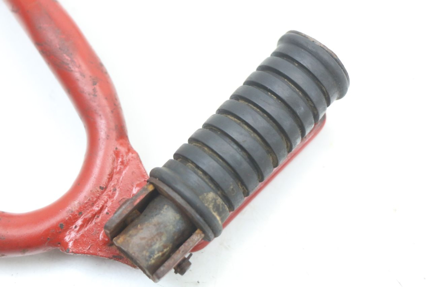 photo de REAR LEFT FOOTREST BRACKET YAMAHA DTLC 125 (1982 - 1987) - Component detail