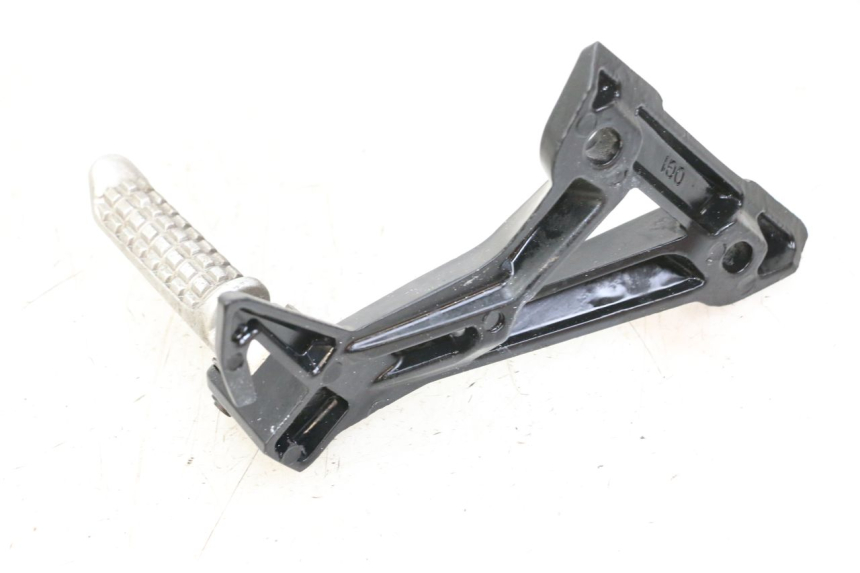 photo de REAR LEFT FOOTREST MOUNT EBROH BRAVO GLE 1 (2020 - 2024) - Technical close-up