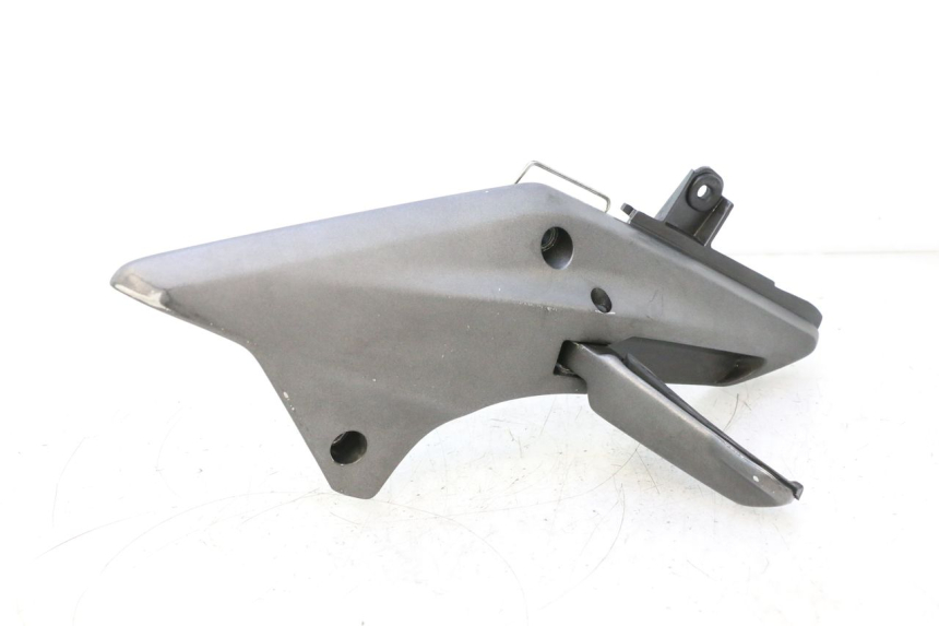photo de REAR LEFT FOOTREST MOUNT HONDA FJS SILVER WING SILVERWING 400 (2005 - 2008) - Additional view of the item
