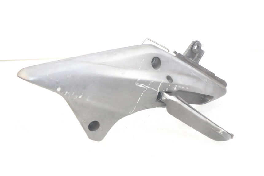 photo de LEFT REAR FOOTREST MOUNT HONDA FJS SILVERWING SILVER WING 400 (2009 - 2016) - Main view