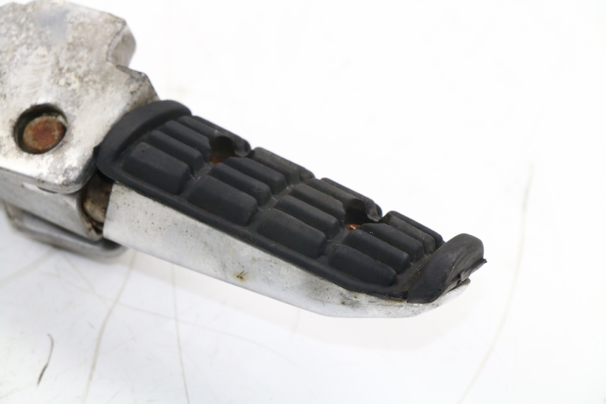 photo de REAR LEFT FOOTREST MOUNT YAMAHA FZX FAZER 750 (1987 - 1998) - Product overview
