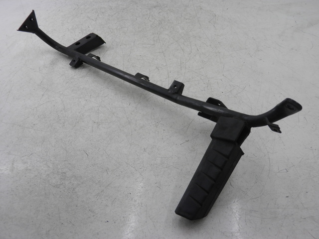 photo de REAR LEFT FOOTREST MOUNT HONDA FES PANTHEON 125 (2003 - 2007) - Main view