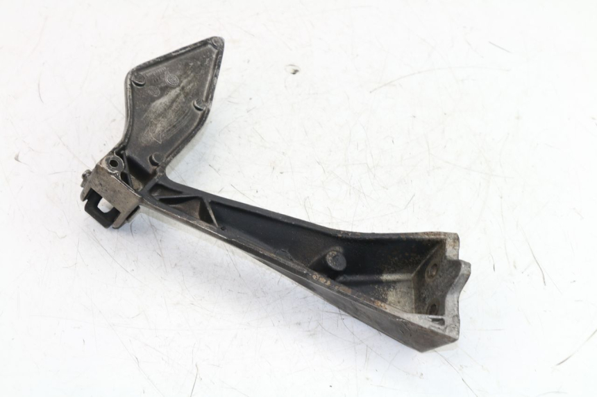 photo de REAR LEFT FOOTREST MOUNT KTM DUKE 390 (2013 - 2017) - Product overview