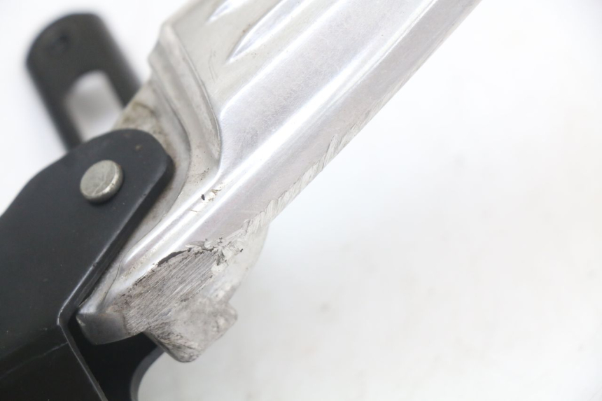 photo de REAR LEFT FOOTREST MOUNT HONDA PCX (JF28) 125 (2009 - 2011) - Product overview