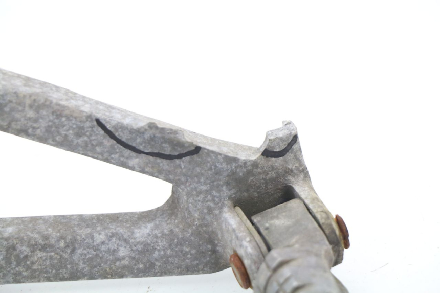 photo de REAR LEFT FOOTREST MOUNT APRILIA RS AF-1 125 (1990 - 1993) - Fixing points details
