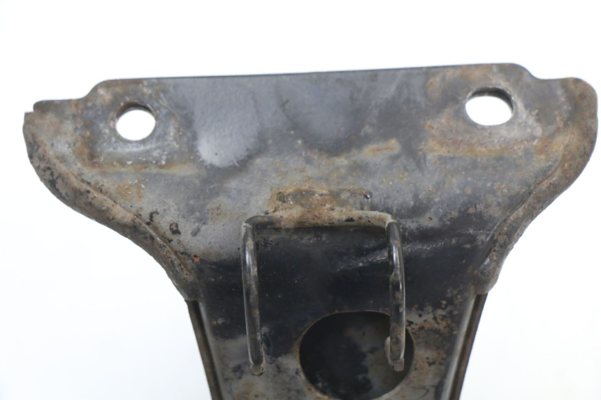 photo de REAR LEFT FOOTREST MOUNT HONDA SH ABS 125 (2012 - 2017) - Product overview