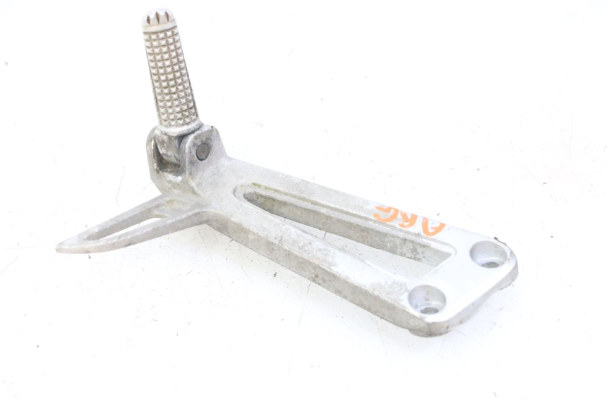 photo de REAR LEFT FOOTREST MOUNT YAMAHA TDR DELTABOX 125 (1997 - 2003) - Product overview