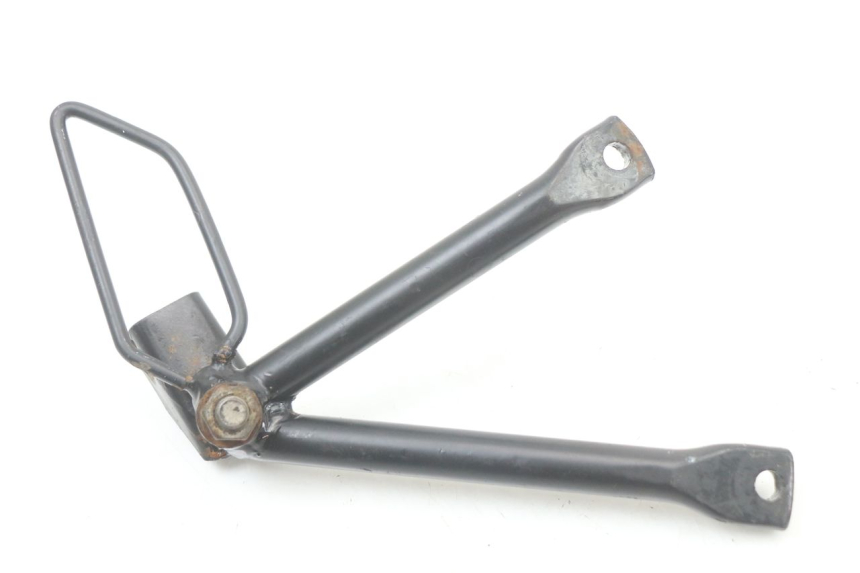 photo de LEFT REAR FOOTREST MOUNTING PLATE KEEWAY TX 50 (2008 - 2015) - Zoom on usage condition