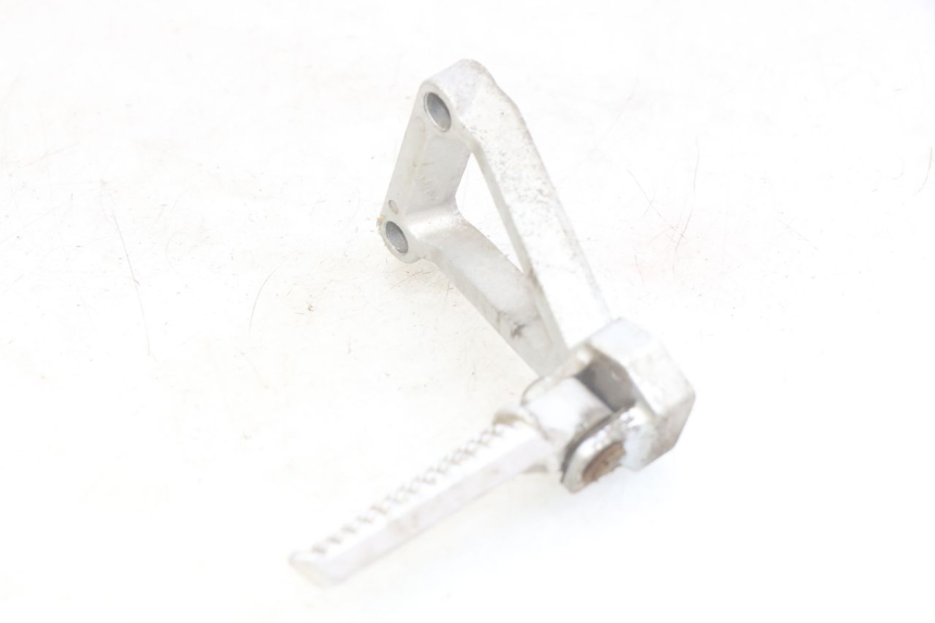 photo de LEFT REAR FOOTREST MOUNTING PLATE DAELIM VJ ROADWIN FI 125 (2008 - 2017) - Product overview