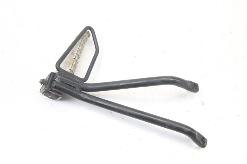 photo de REAR LEFT FOOTREST MOUNT YAMAHA TZR 50 (2008 - 2016) - Surface and material condition