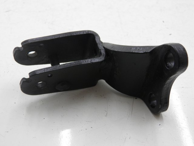 photo de REAR LEFT FOOTREST MOUNT YAMAHA XMAX X-MAX 125 (2006 - 2009) - Main view