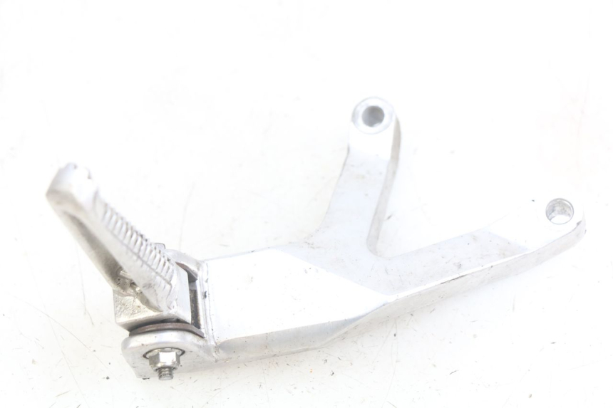 photo de LEFT REAR FOOTREST MOUNT YAMAHA YZF R THUNDERCAT 600 (1996 - 2003) - Product overview