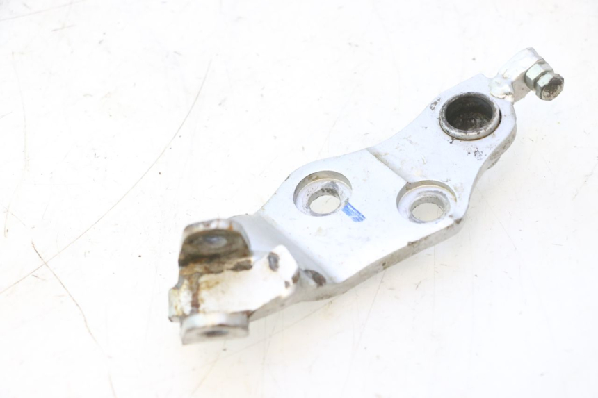 photo de FRONT RIGHT FOOTREST MOUNT HONDA CRF CR-F 125 (2020 - 2021) - Technical close-up