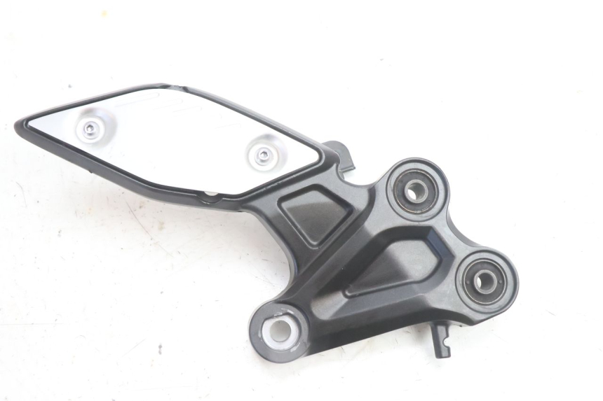 photo de FRONT RIGHT FOOTREST MOUNT YAMAHA FZ8 800 (2010 - 2016) - Main view