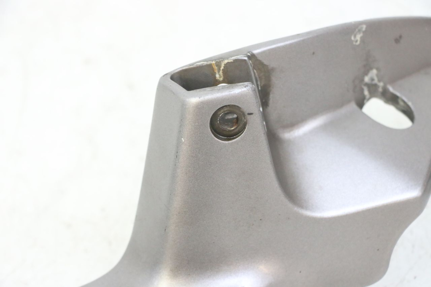 photo de FRONT RIGHT FOOTREST MOUNT HONDA NTV DEAUVILLE ABS 700 (2007 - 2016) - Component detail