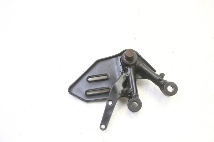 photo de FRONT RIGHT FOOTREST MOUNT MAG POWER R-STREET 50 (2016 - 2025) - Alternative perspective