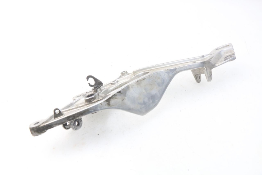 photo de FRONT RIGHT FOOTREST MOUNT YAMAHA TDM ABS 900 (2002 - 2014) - Zoom on usage condition