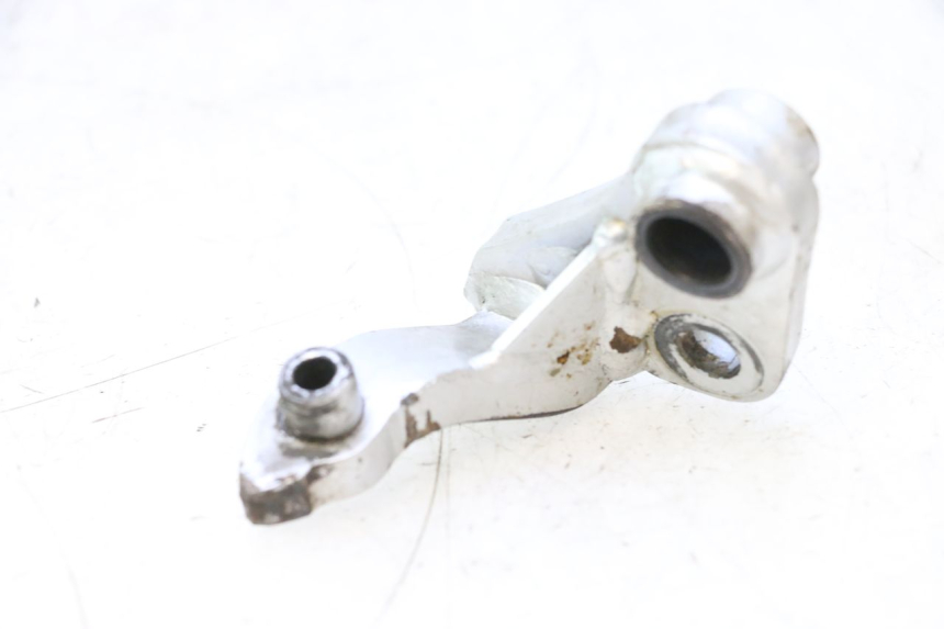 photo de FRONT RIGHT FOOTREST MOUNT HONDA XRV AFRICA TWIN 750 (1990 - 1992) - Main view