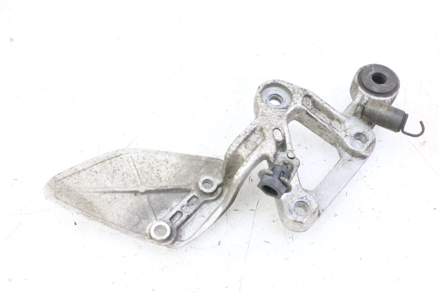 photo de RIGHT FRONT FOOTREST BRACKET YAMAHA FZS FAZER 600 (2001 - 2003) - Alternative perspective