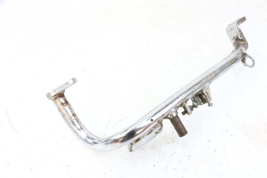 photo de FRONT RIGHT FOOTREST MOUNT YAMAHA XV VIRAGO 535 (1988 - 2004) - Zoom on usage condition