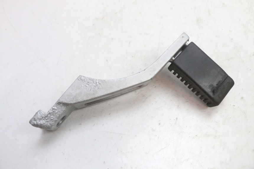 photo de FRONT LEFT FOOTREST MOUNT PEUGEOT 103 SPX CLIP 50 (1989 - 1992) - Fixing points details