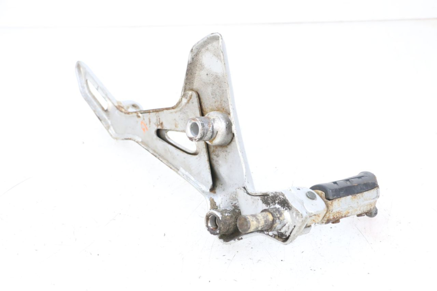 photo de FRONT LEFT FOOTREST MOUNT MAG POWER BOMBERS 4T 50 (2016 - 2026) - Product overview