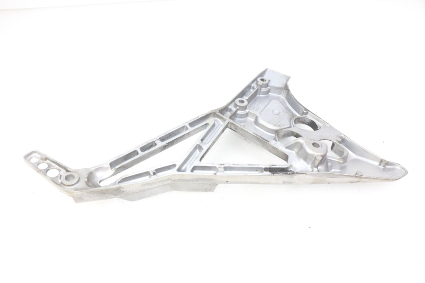 photo de LEFT FRONT FOOTREST BRACKET YAMAHA FJ 3CX 1200 (1986 - 1996) - Component detail