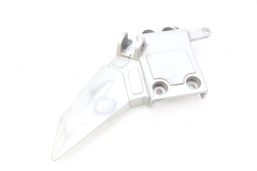 photo de LEFT FRONT FOOTREST BRACKET YAMAHA FJR ABS 1300 (2016 - 2020) - Alternative perspective