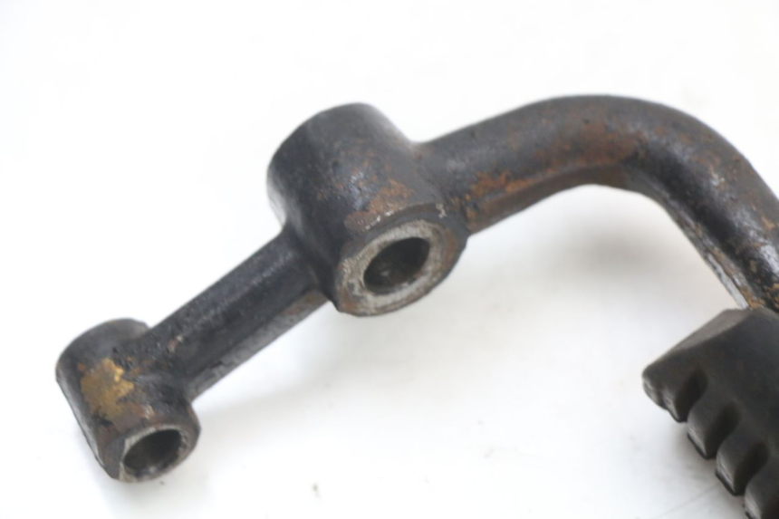 photo de FRONT LEFT FOOTREST MOUNT SUZUKI GSX E 250 (1982 - 1983) - Product overview