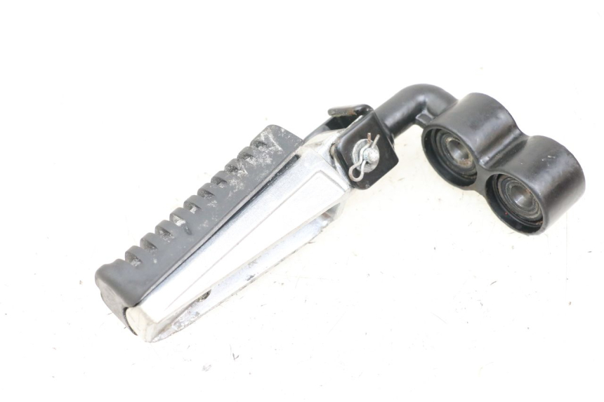 photo de FRONT LEFT FOOTREST MOUNT KYMCO K-PW K-PIPE 50 (2012 - 2017) - Main view