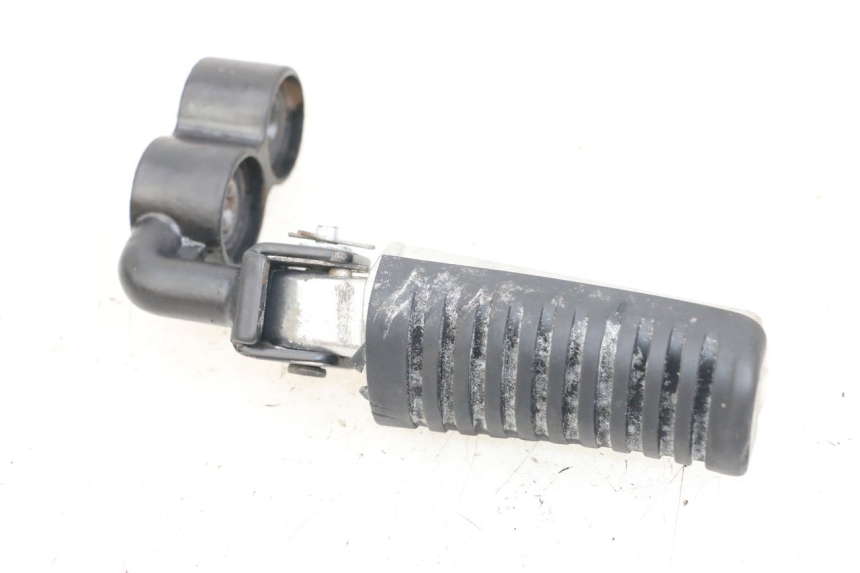 photo de FRONT LEFT FOOTREST MOUNT KYMCO K-PW K-PIPE 50 (2012 - 2017) - Fixing points details