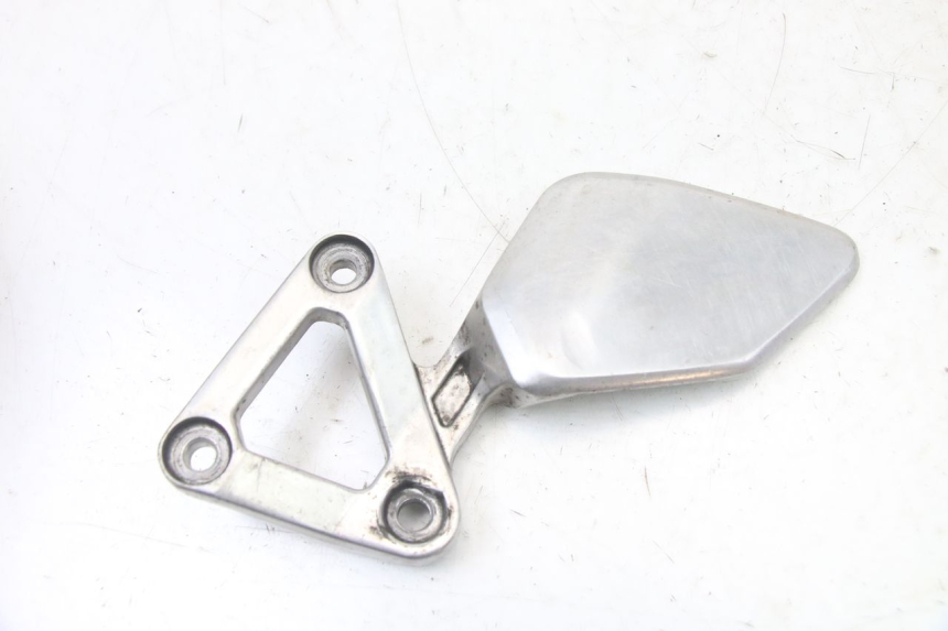 photo de LEFT FRONT FOOTREST BRACKET YAMAHA FZS FAZER 600 (2001 - 2003) - Main view