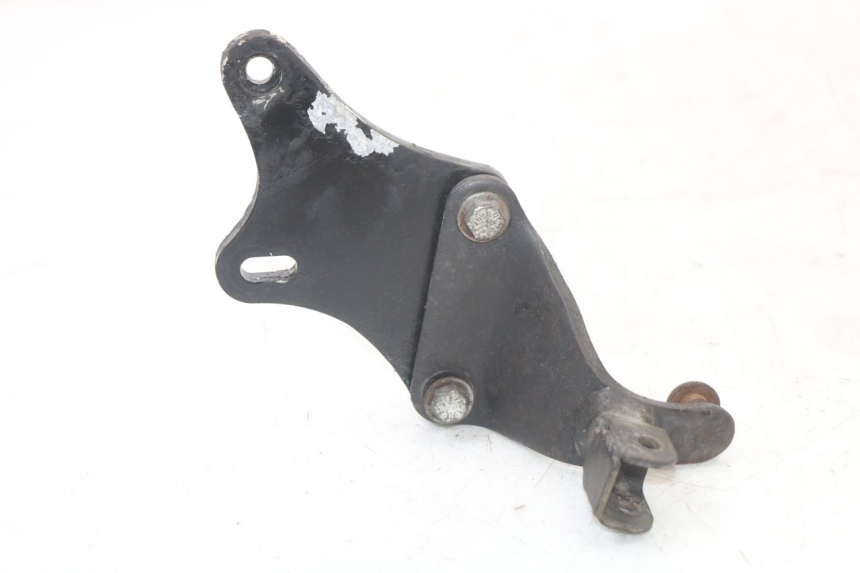 photo de FRONT LEFT FOOTREST MOUNT YAMAHA XVS DRAG STAR DRAGSTAR 650 (1997 - 2007) - Main view