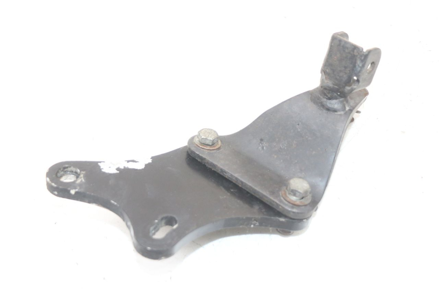 photo de FRONT LEFT FOOTREST MOUNT YAMAHA XVS DRAG STAR DRAGSTAR 650 (1997 - 2007) - Zoom on usage condition