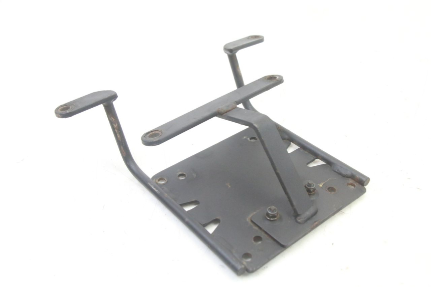 photo de PLATE TOP BOX MBK FLAME X 125 (2007 - 2016) - Technical close-up