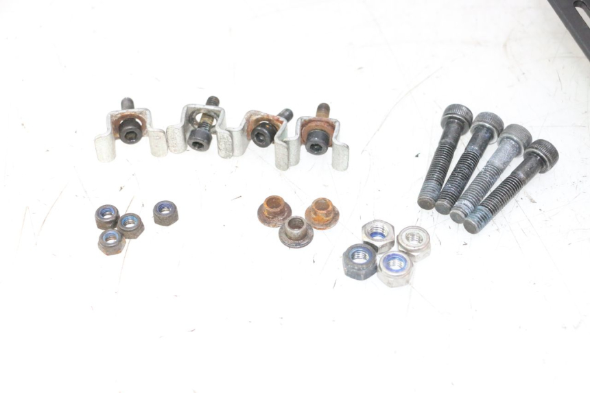 photo de PLATE TOP BOX PIAGGIO MP3 500 (2016 - 2018) - Used quality zoom