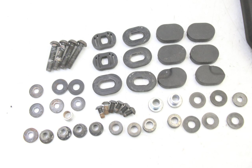 photo de PLATE TOP BOX HONDA ST PAN EUROPEAN 1300 (2002 - 2013) - Checked used part