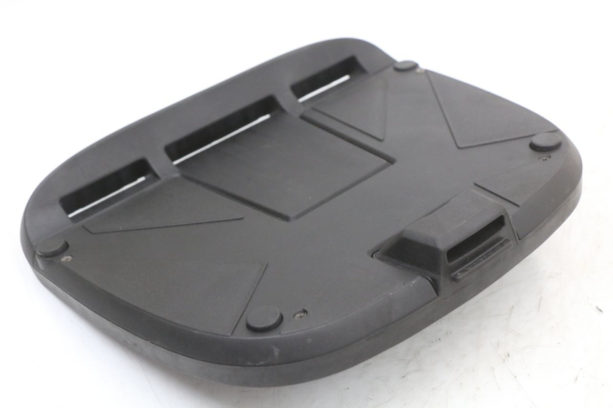 photo de PLATE TOP BOX PIAGGIO X10 125 (2012 - 2017) - Component detail