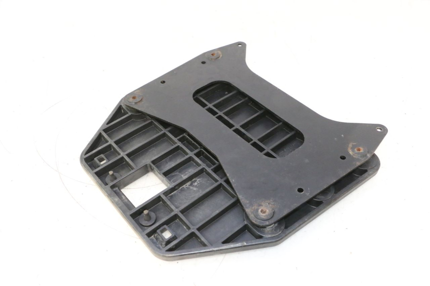 photo de PLATE TOP BOX HONDA XLV VARADERO 125 (2007 - 2012) - Alternative perspective